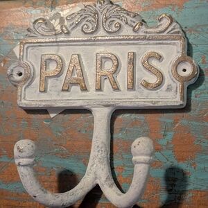 New Metal Parisian Elegance Wall Hook in Cream and Gold 4.5"
